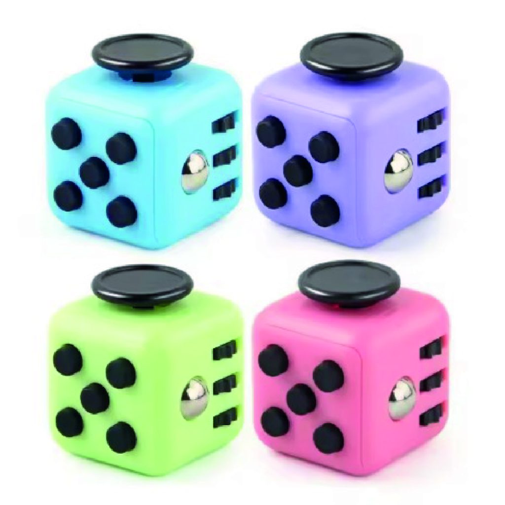 קוביית פידג'ט – עזרה קטנה לידיים, שקט גדול לראש | משחקים להפרעות קשב